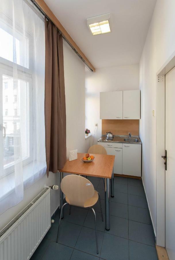 Masarykova Kolej Hotel Prague Exterior photo